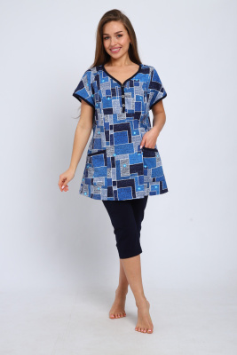 157 Костюм с бриджами голубой